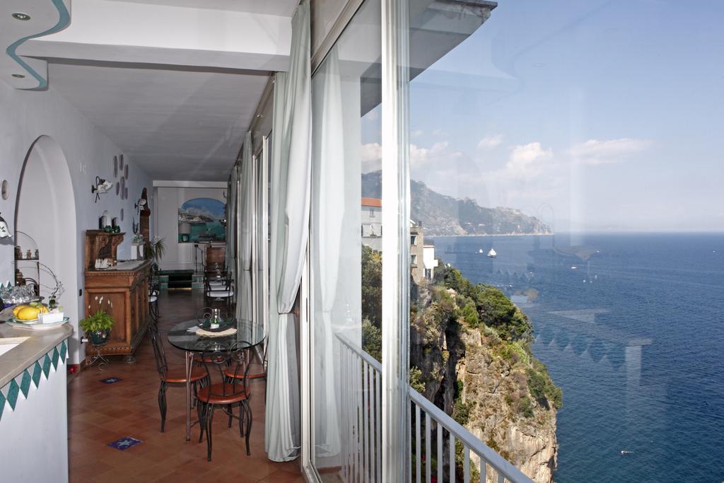 Hotel La Ninfa Amalfi Luaran gambar
